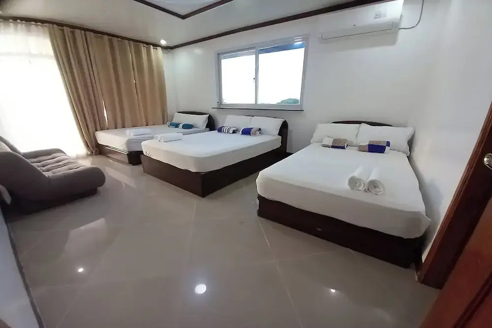 Seven Waves Beachfront Residence - La Union