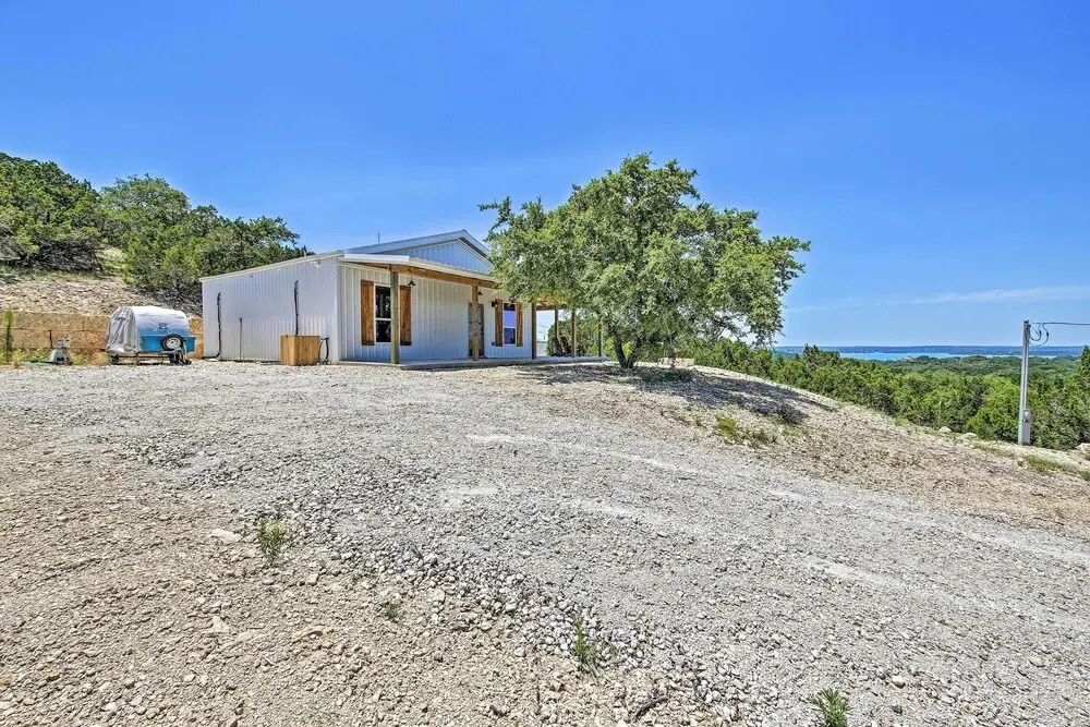 Modern Cabin w/ Stunning Views ~ 1 Mi to Lake!