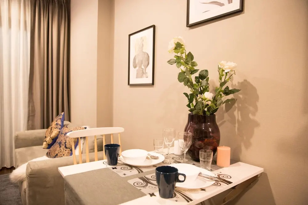 Community Apartment - bkbhce12
