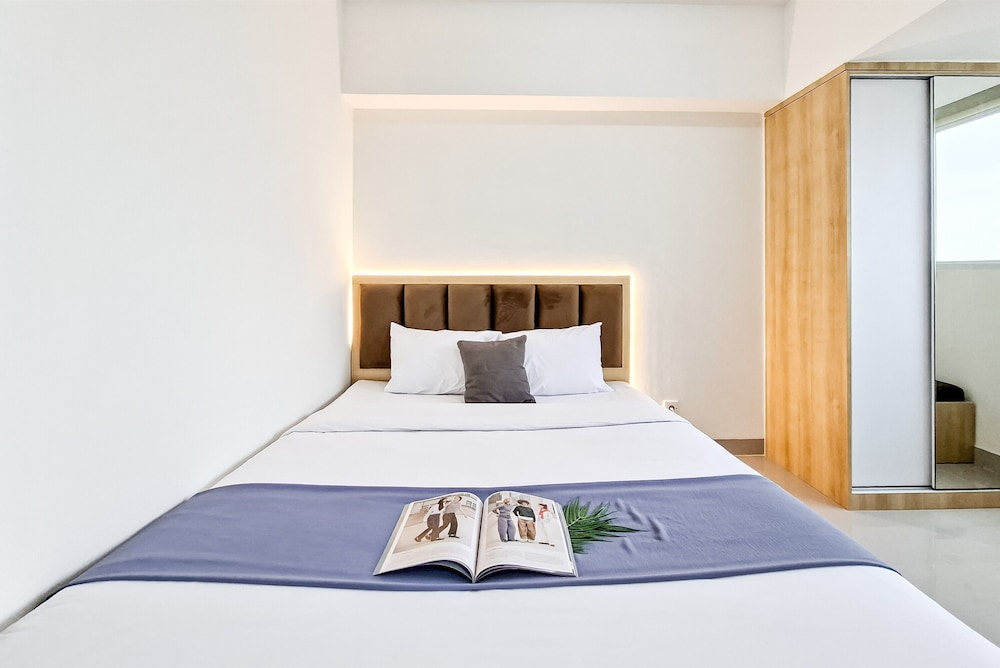 Good Location Studio At Cisauk Point Apartment