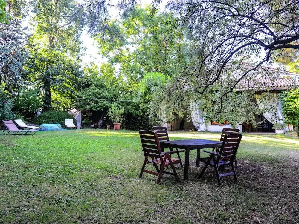 Cottage in Montefiore Near Forest and Beach