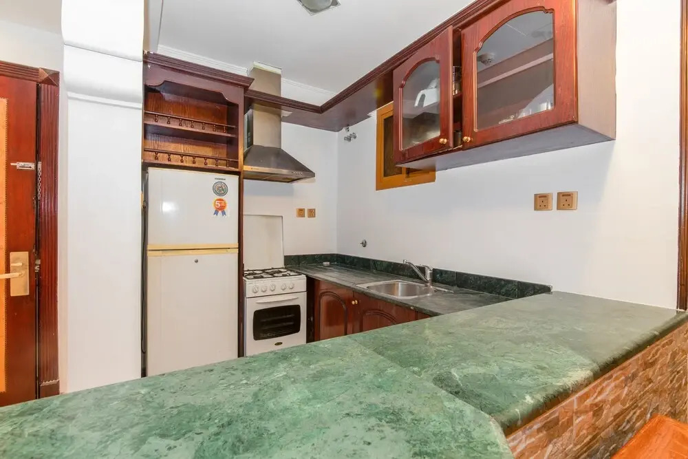 OYO 148 Shathi Almas hotel suites