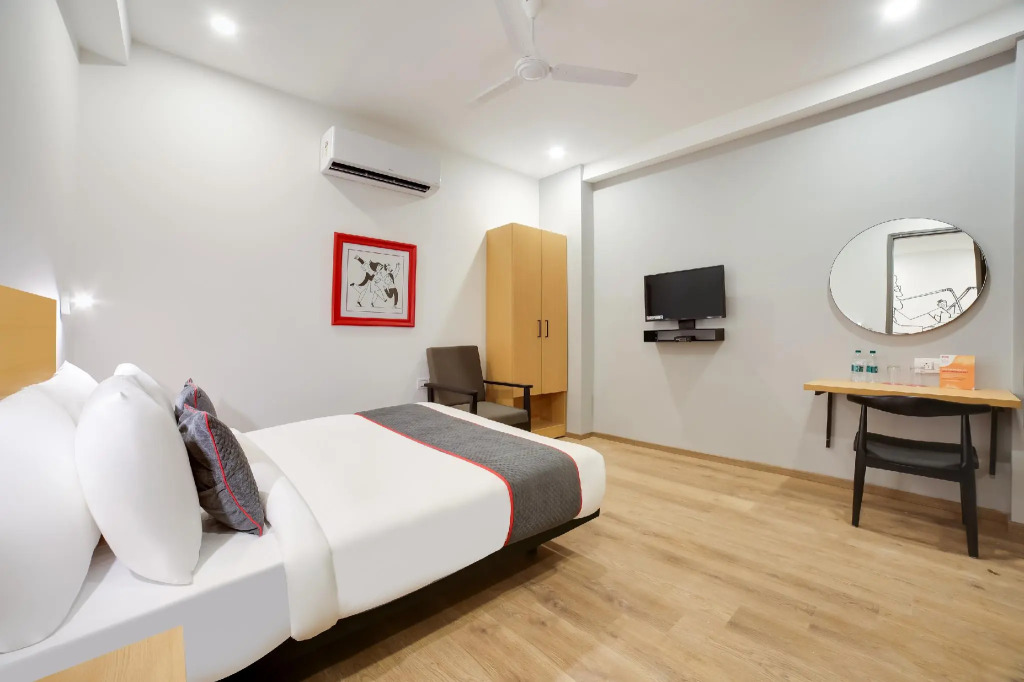 OYO Townhouse 186, Sec 46, Gurgaon