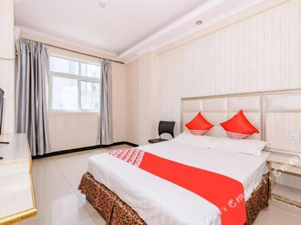 Zhumadian Shengxin Hotel