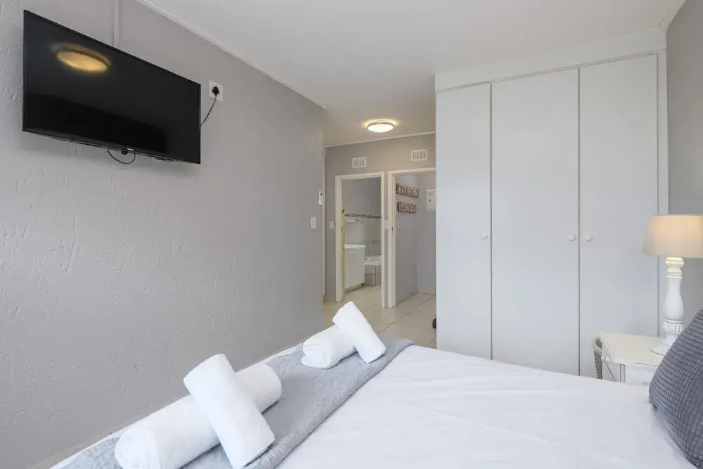 San Lameer Villa Rentals 3708