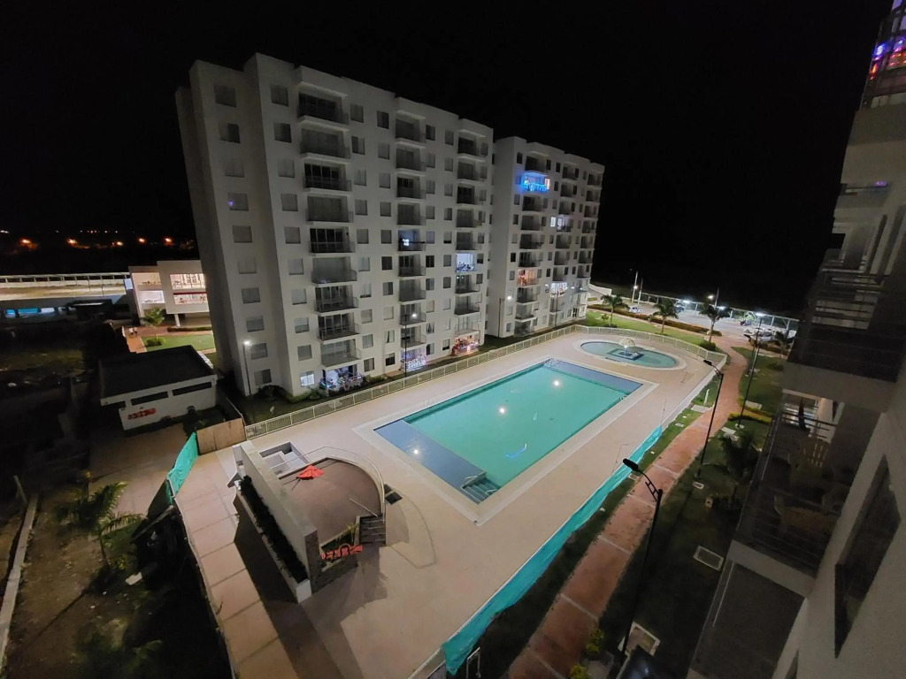 Apartamento Aqualina Orange Piso Octavo Vista a Piscina