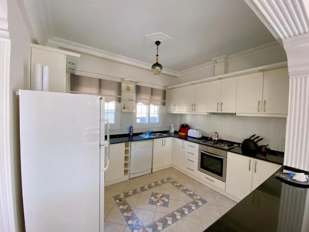 4 Bedroom - 3 Bathroom - 8 Person, Private Pool - Private 1000m2 Garden, DETACHED Villas, Unlimited WiFi - Free Parking