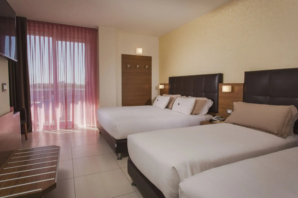 Aqua Hotel