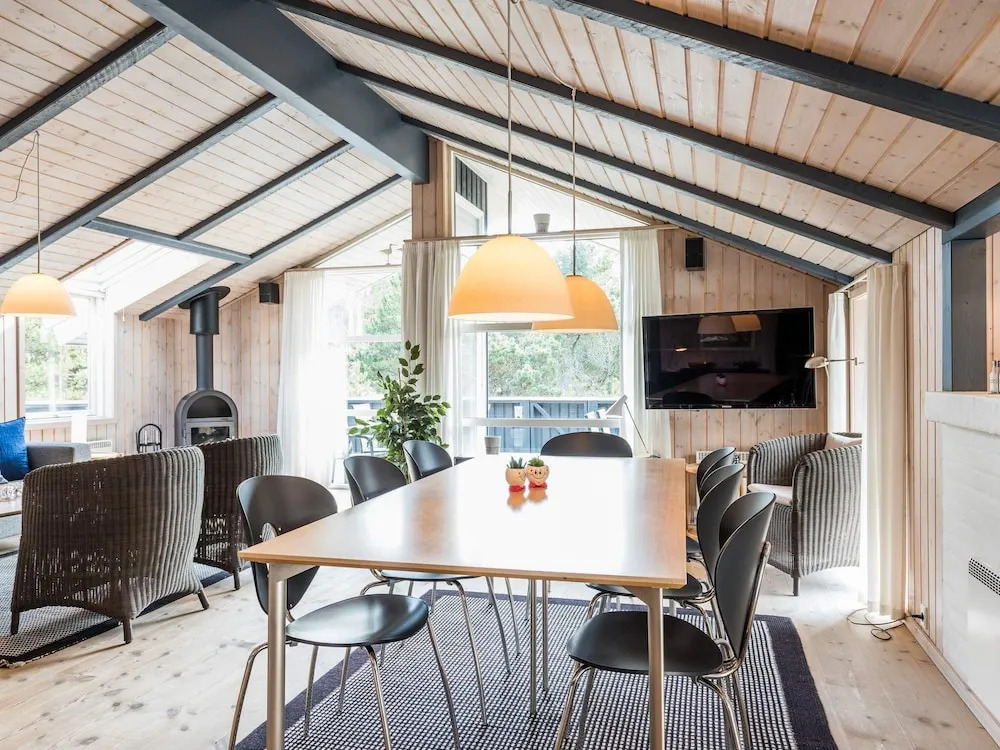 8 Person Holiday Home on a Holiday Park in Blåvand