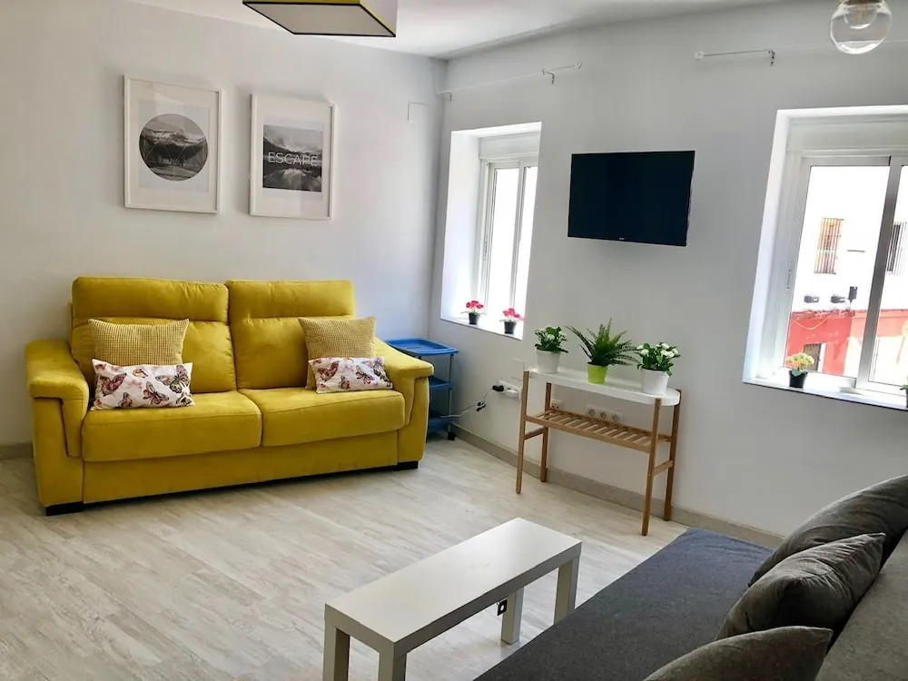 Seville Vacation Rentals – Triana
