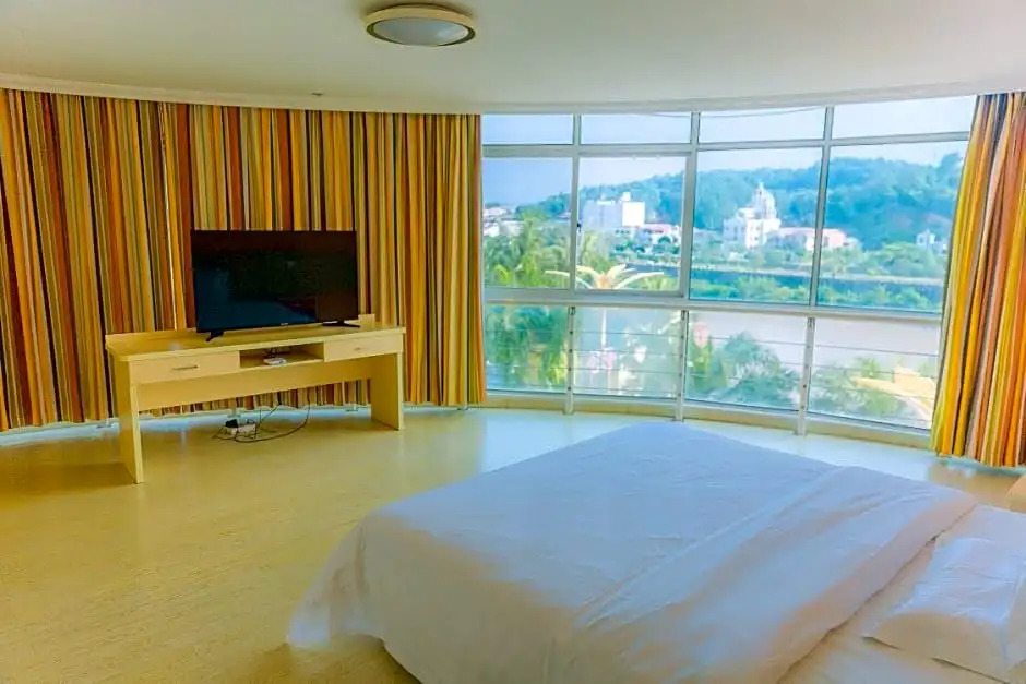 7 Days Inn