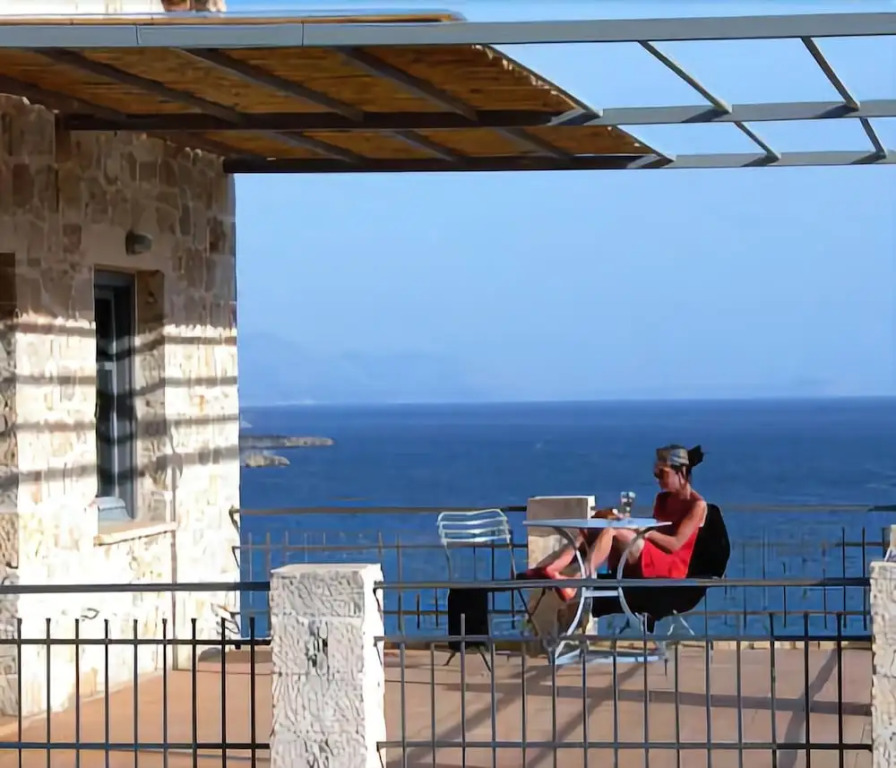 Notos Hotel Kardamili