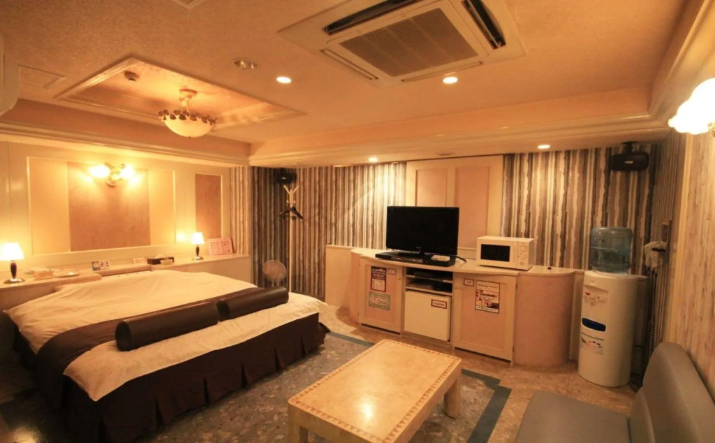 HOTEL an - Adults Only