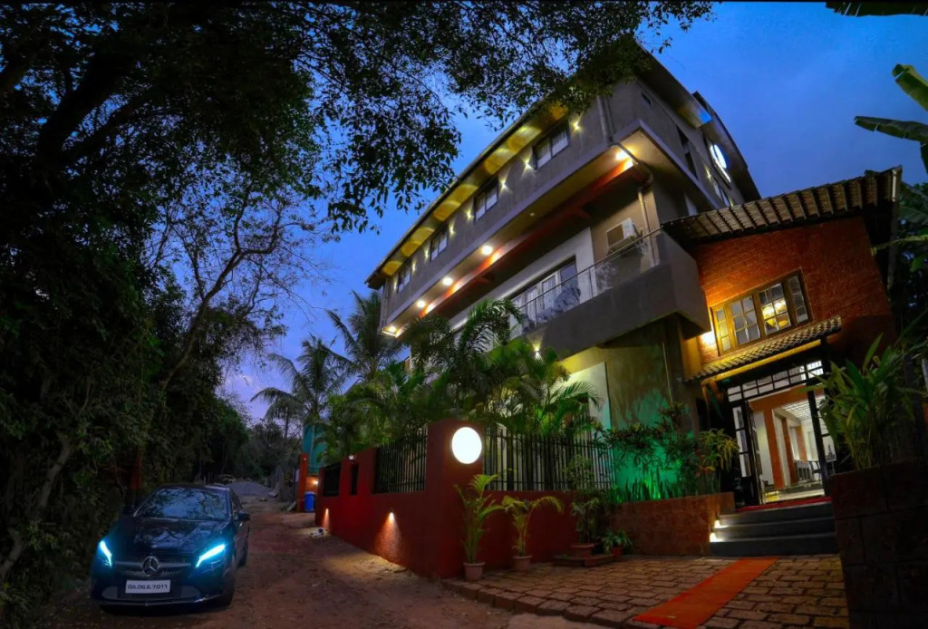 Foxoso Sonnet, Anjuna Goa