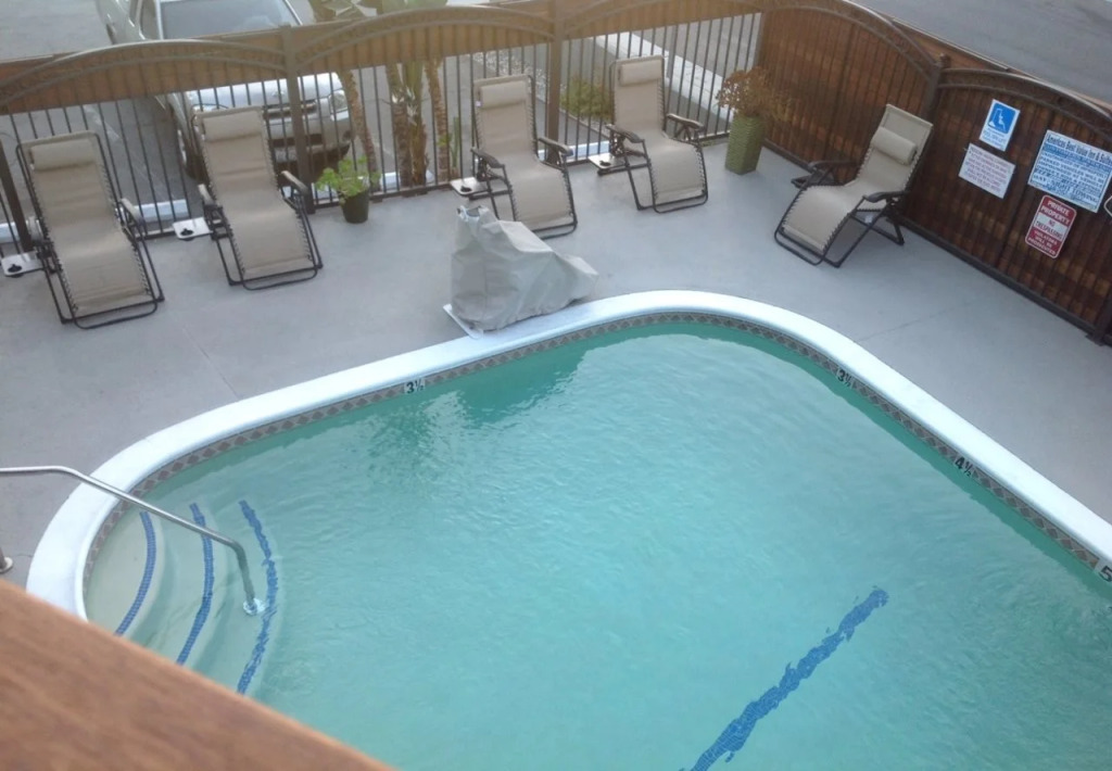 Granada Inn