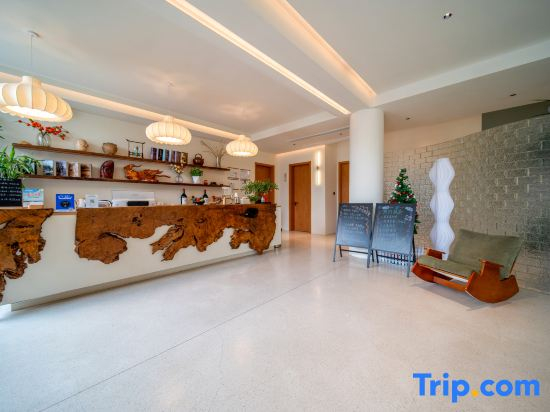 Yunfu Mountain Moon Light Luxury Resort Homestay (Tonglu OMG Heartbeat Paradise Store)