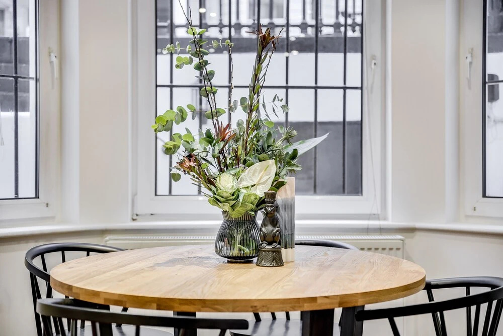 The Earl's Court Retreat - Modern & Central 2BDR with Garden