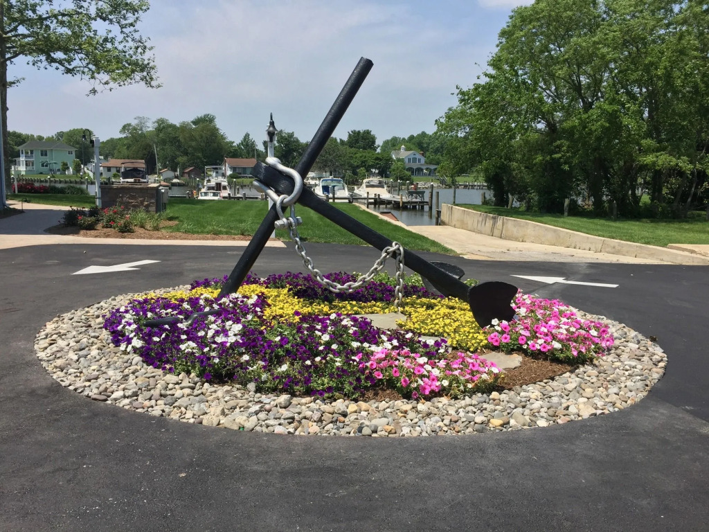 Anchored Inn at Hidden Harbor