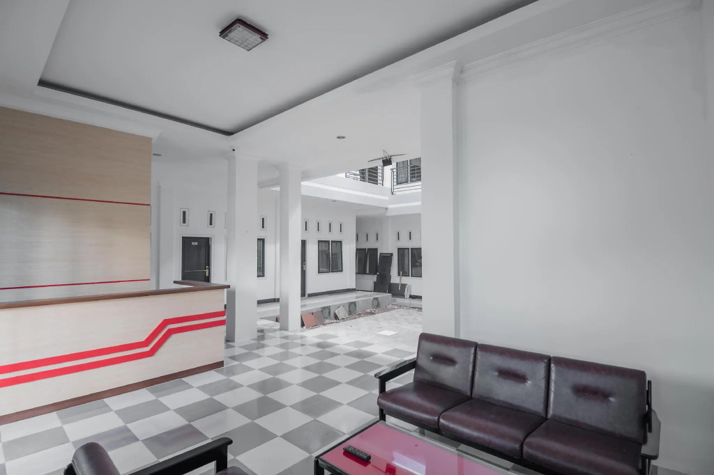 RedDoorz Syariah near Sultan Thaha Airport Jambi