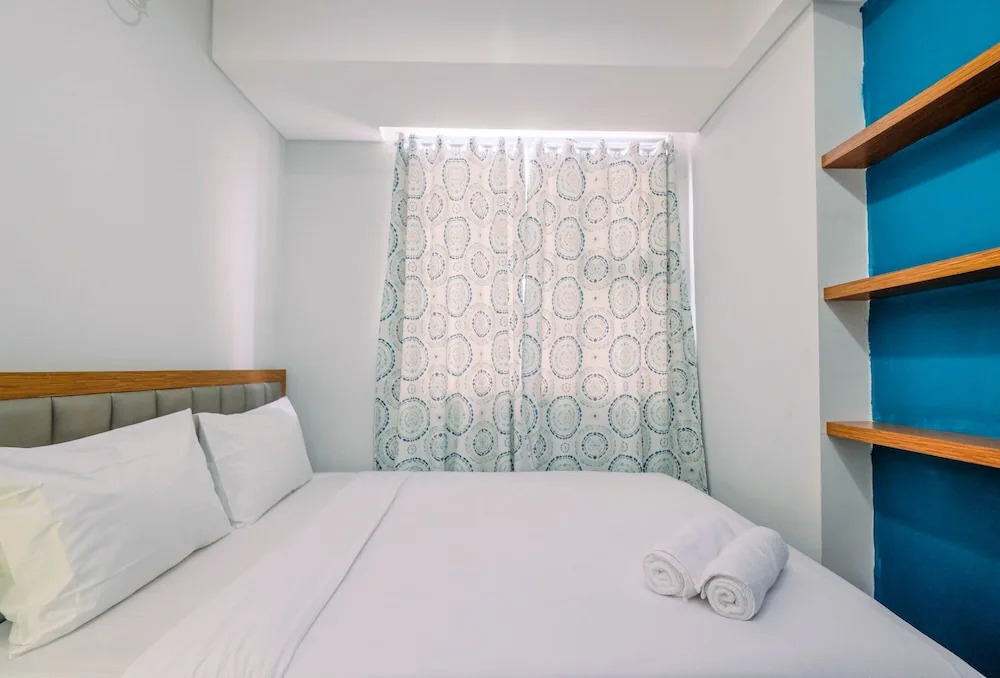 Homey and Comfortable 1BR Apartment at Royal Olive Residence