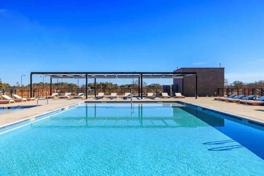 Fredericksburg Hill Country Hotel
