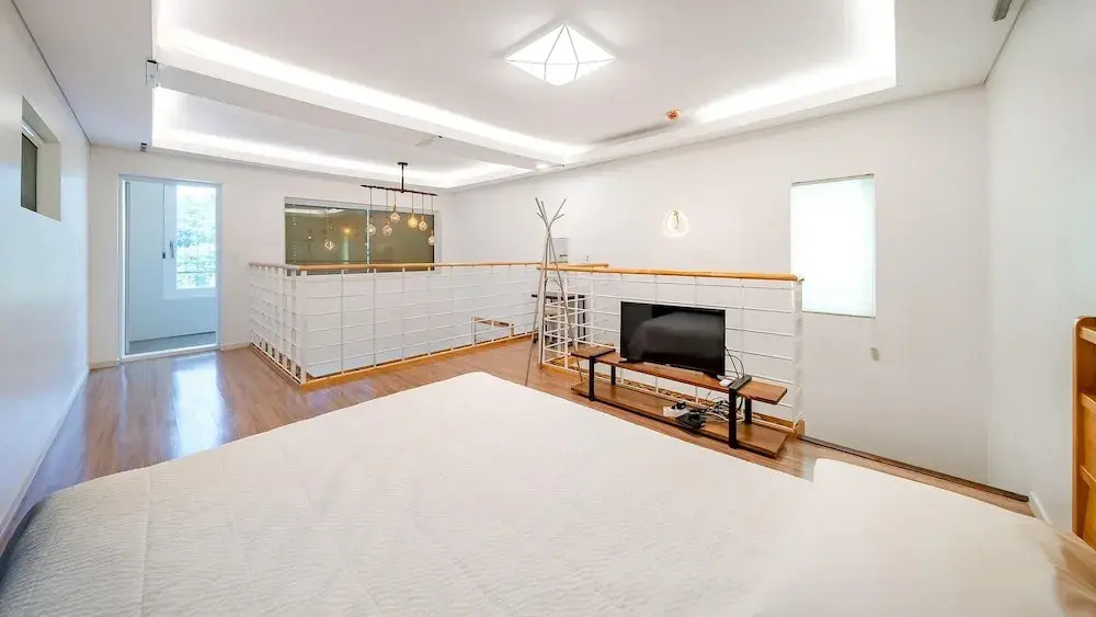 Gapyeong Belleuangjyu Aegyeonpensyeon