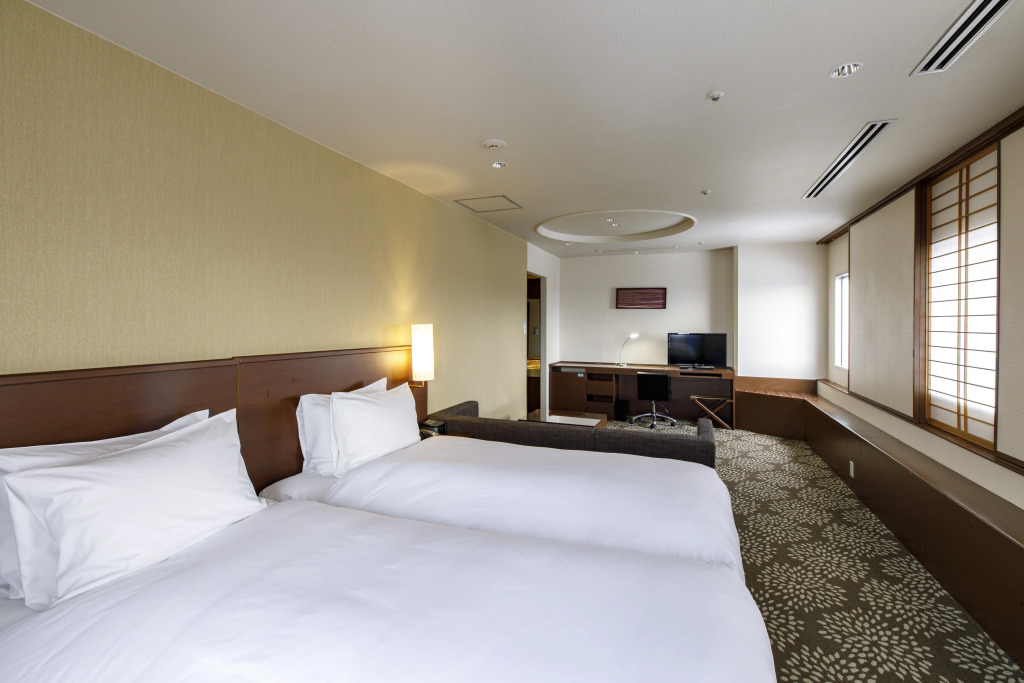ANA Holiday Inn Kanazawa Sky by IHG