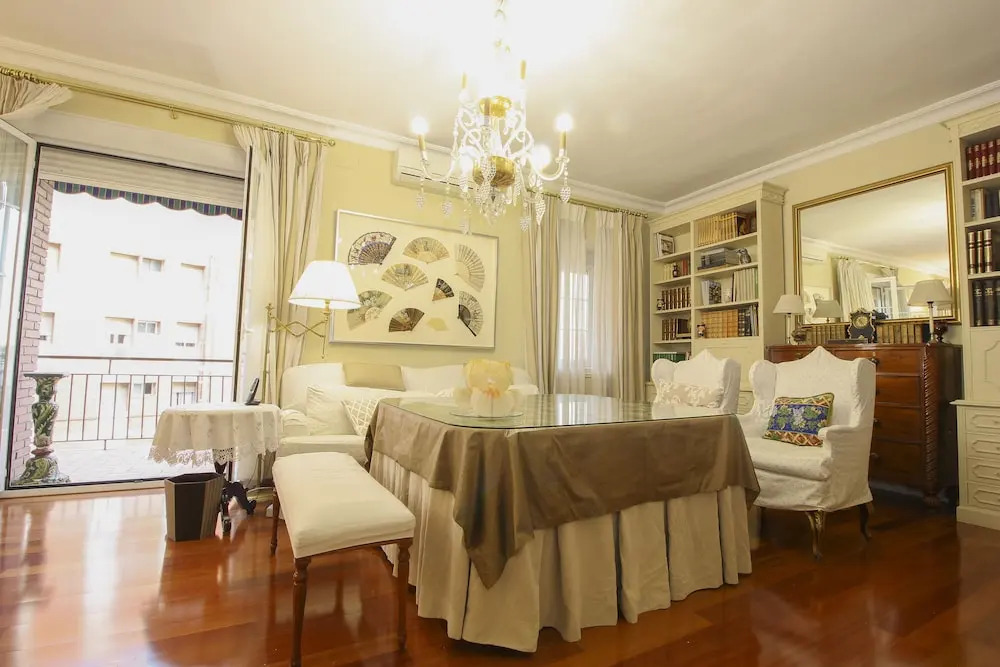 Deluxe Apartment La feria