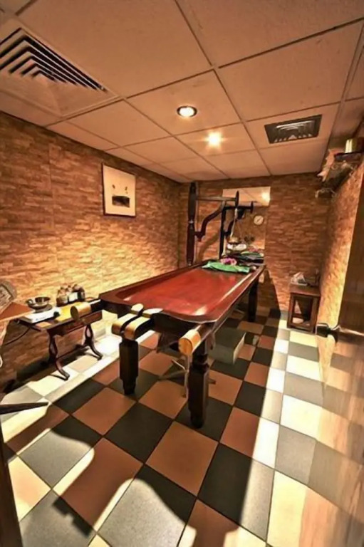 Vanda Hotel