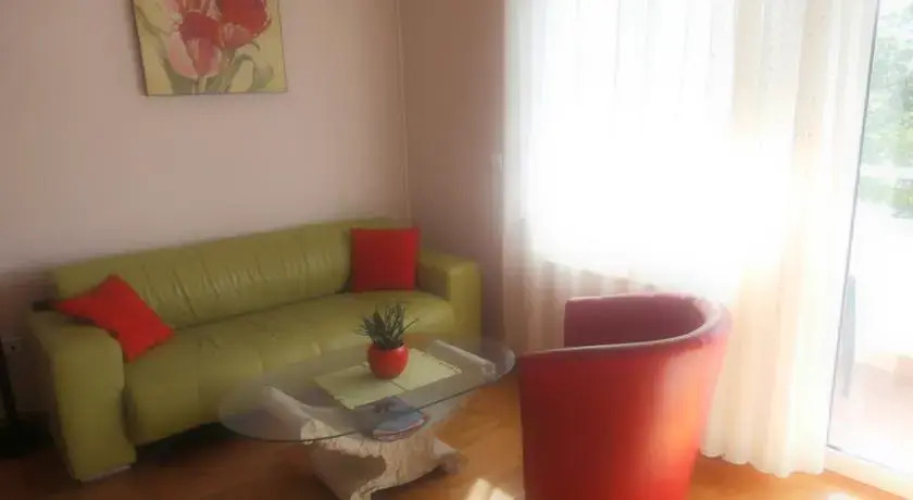 Apartment Dena