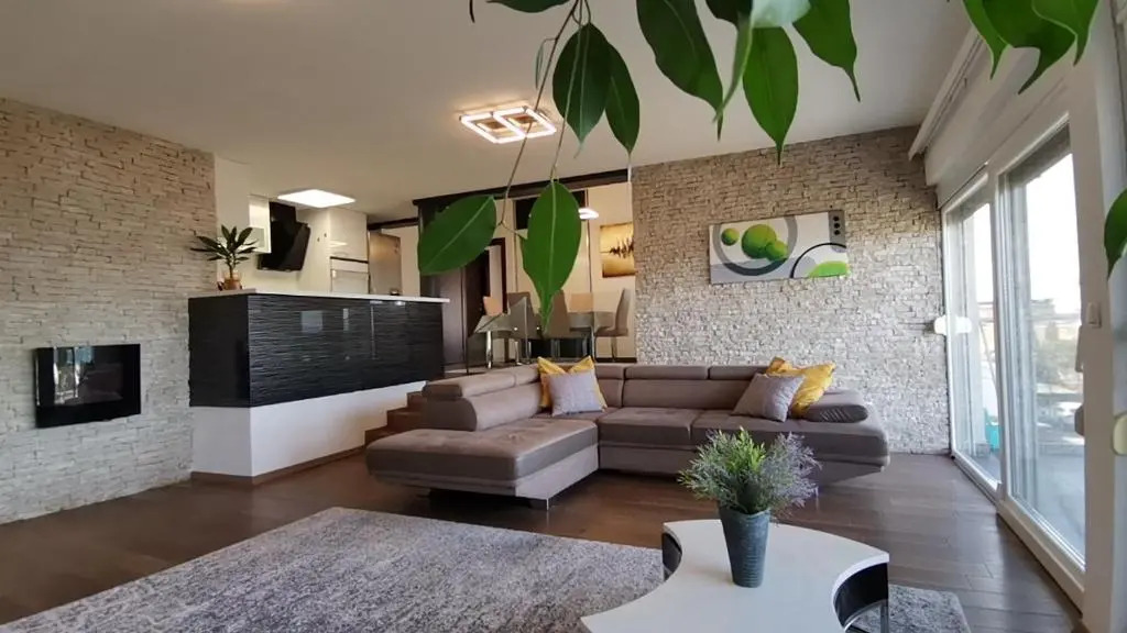 Apartment Zatonka 2