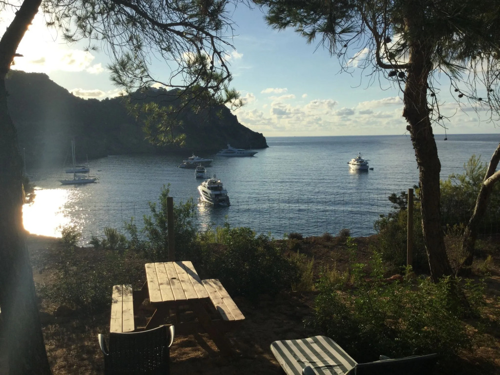 Hostal Cala Boix