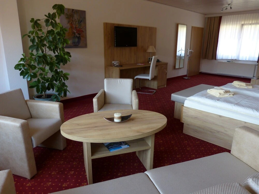 Ferienhotel Wolfsmhle