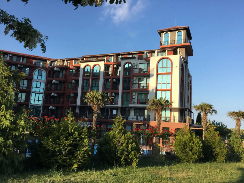 Chateau del Marina Apart Complex