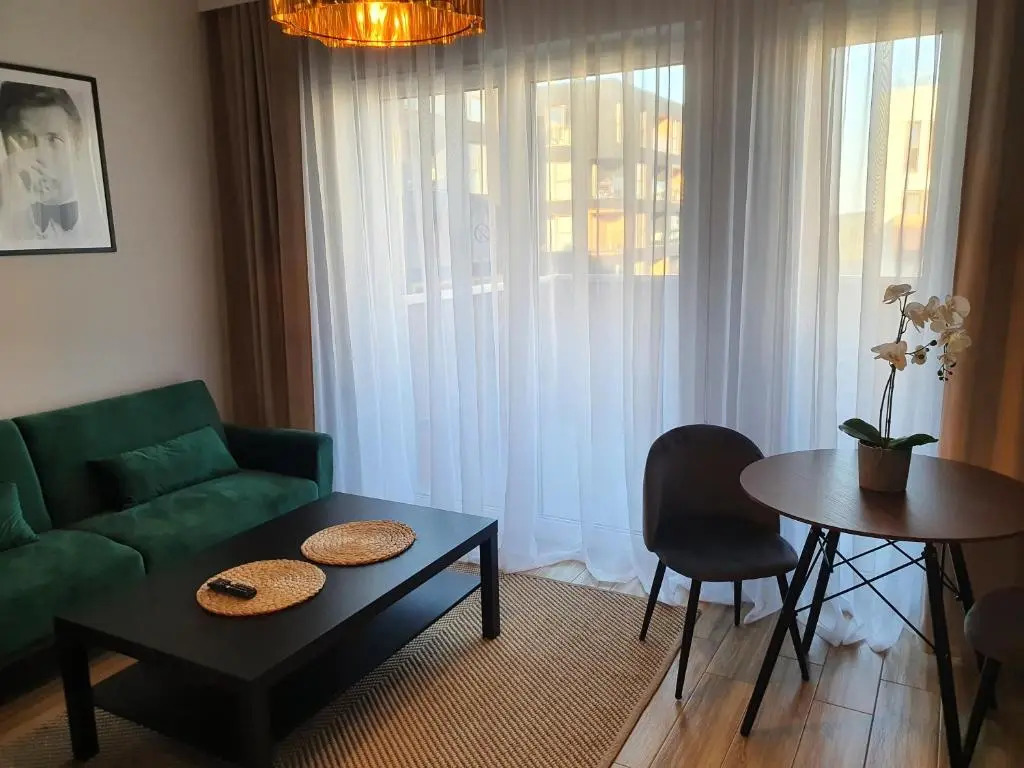 Apartamenty Ceglana Park -parking w hali garażowej- piękne nowe osiedle