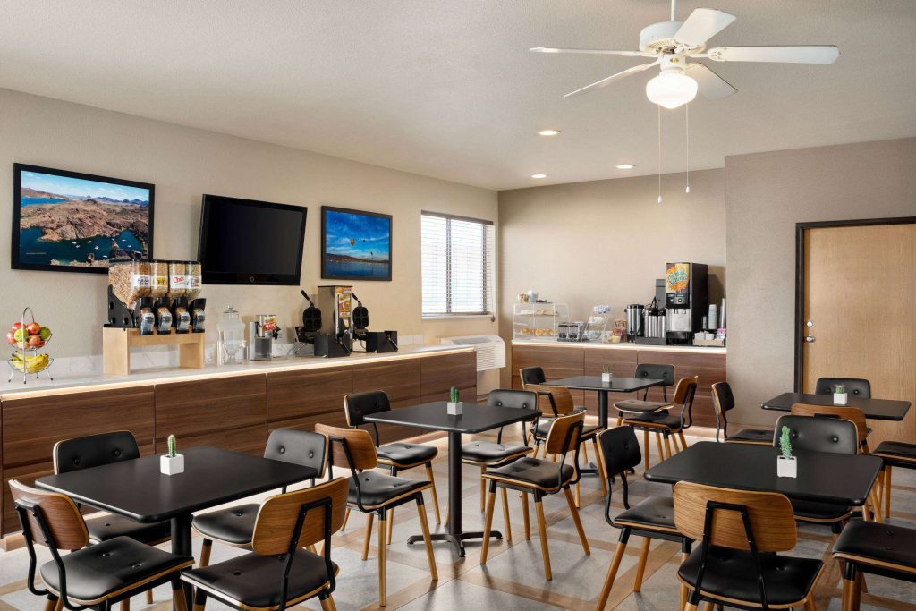 Travelodge by Wyndham Lake Havasu