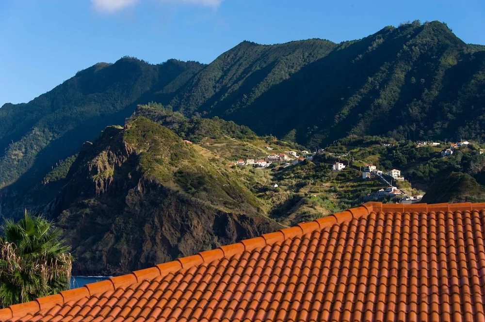 Madeira Happy Hostel