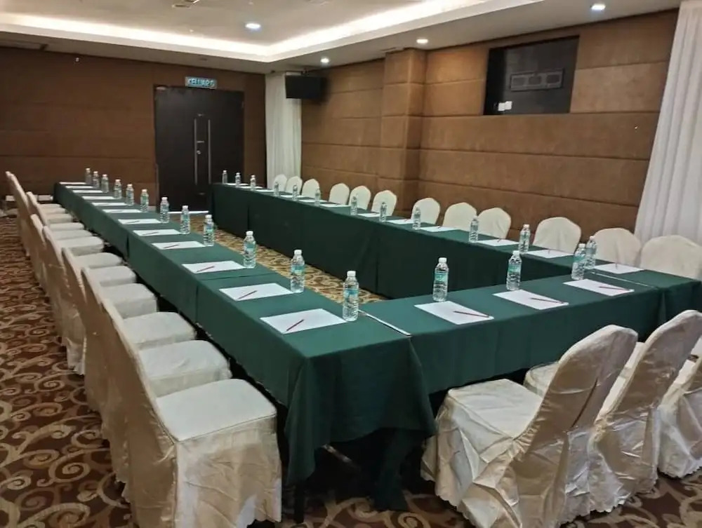 Sunflower World Hotel