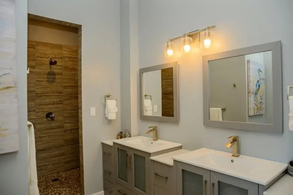 Sunset Gecko Condos - Unit 2A