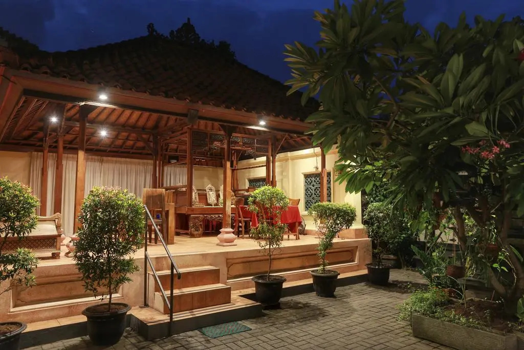 Hotel Intansari