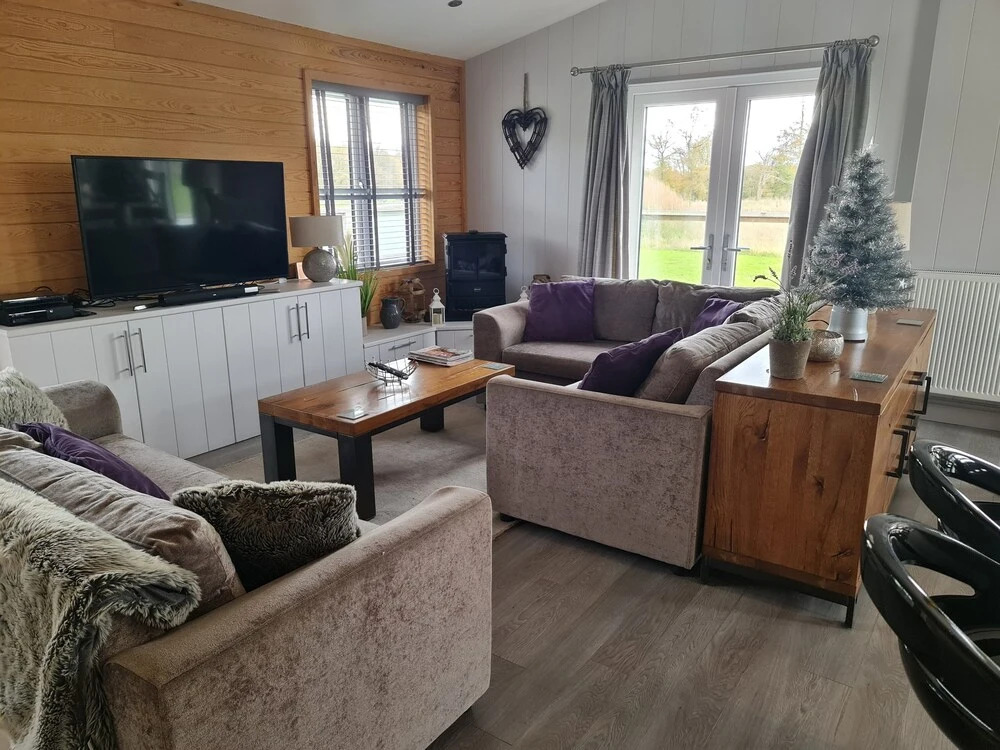 Charming 3-bed Lodge in Bury Saint Edmunds