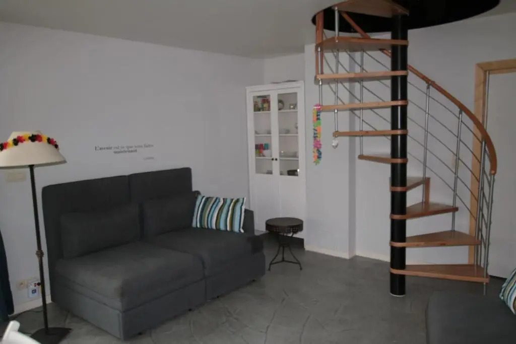 Studio confortable à la campagne et proche de la ville