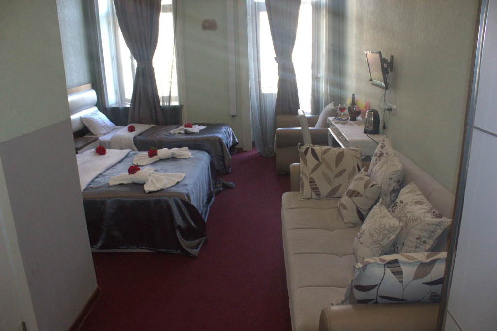 Vecepalace