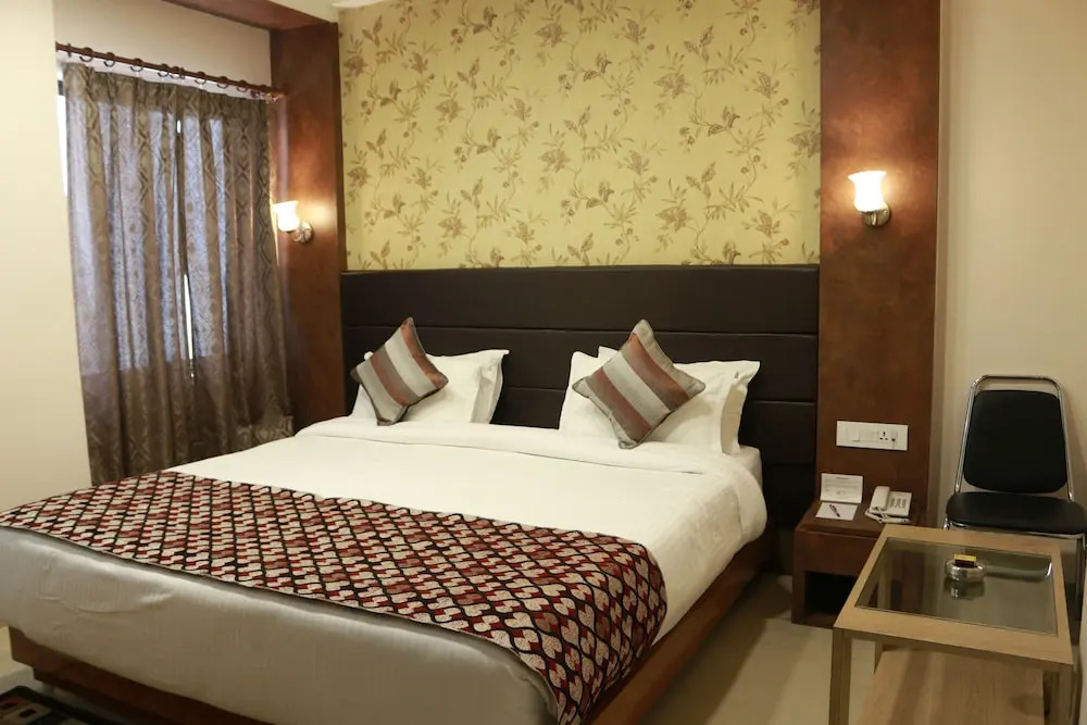 Hotel SJ International