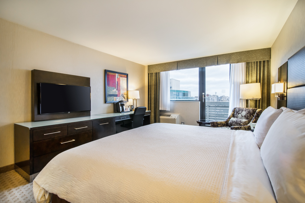 Holiday Inn Vancouver-Centre Broadway by IHG