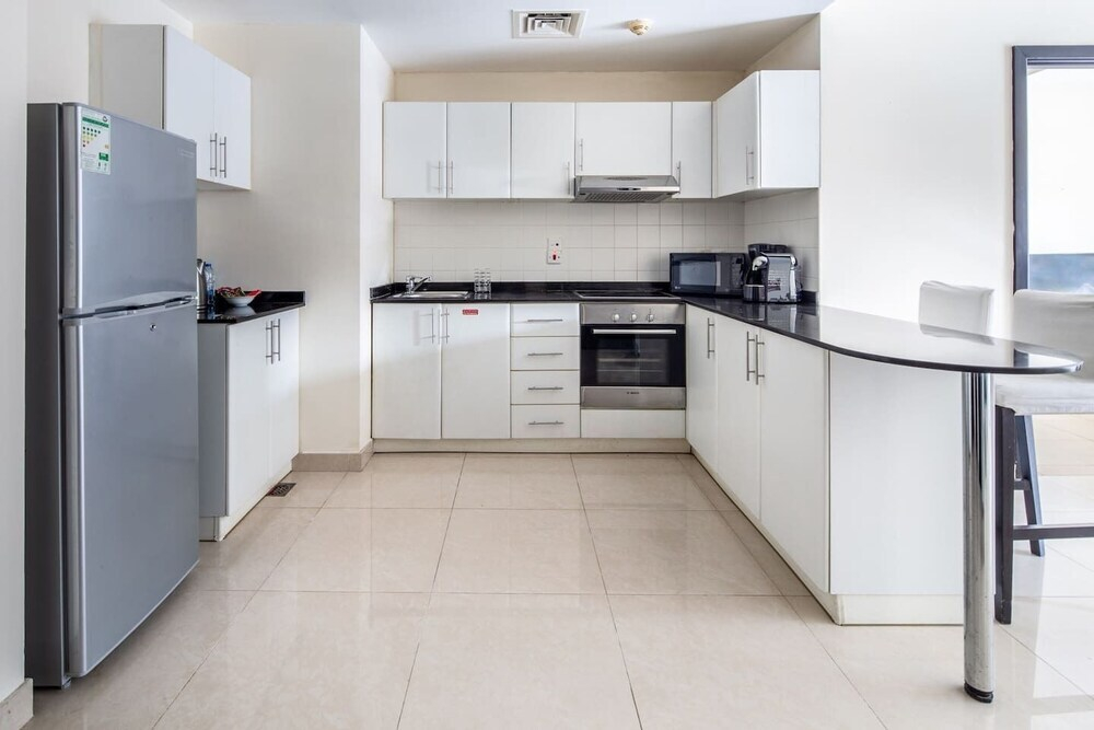 1BR Apartment in Dubai Marina Amazing Balcony