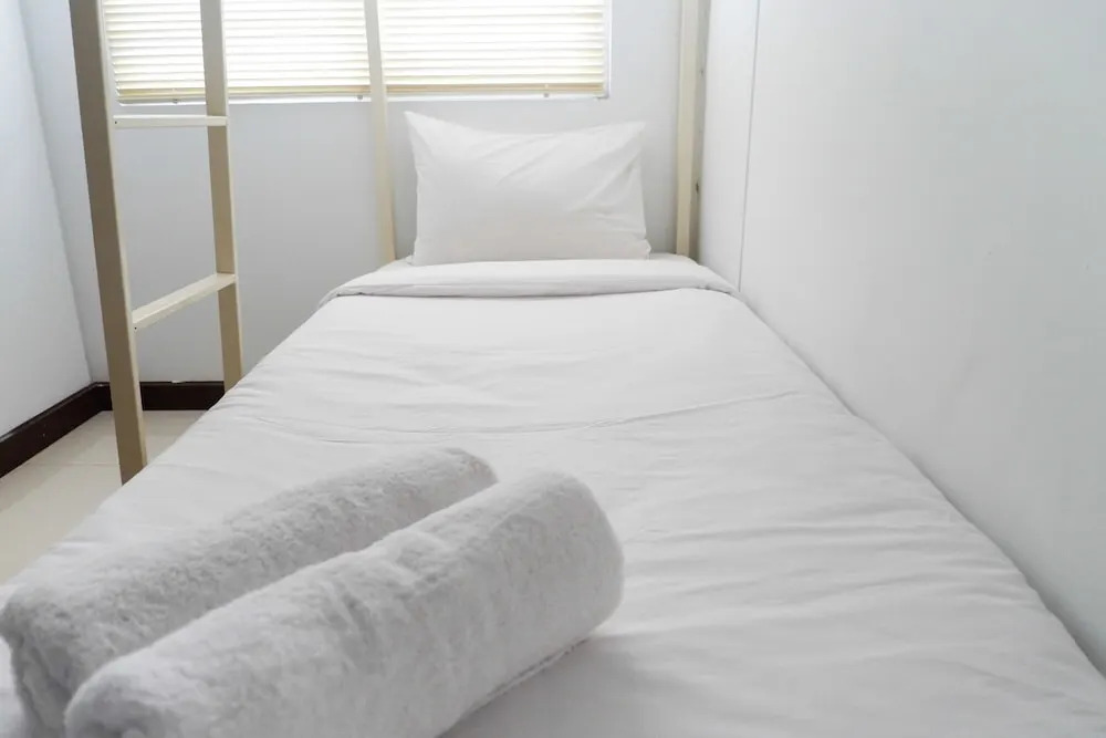 Comfy 2BR Apartment at Waterplace Residence Pakuwon Indah