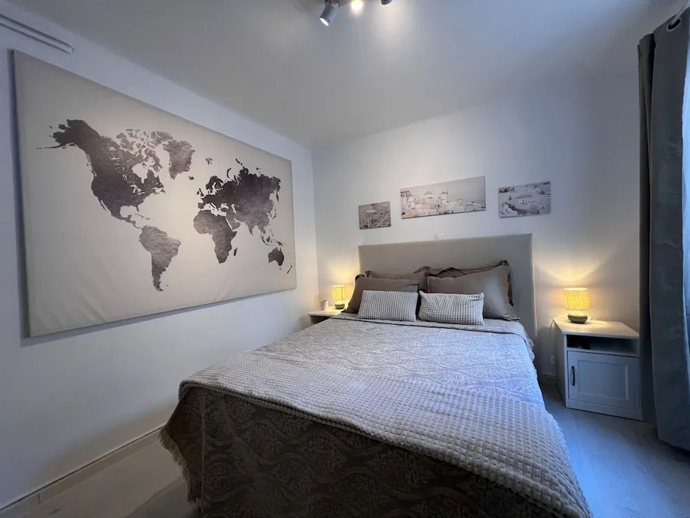 Diego s Cozy Athens Apartment Walk to Acropolis
