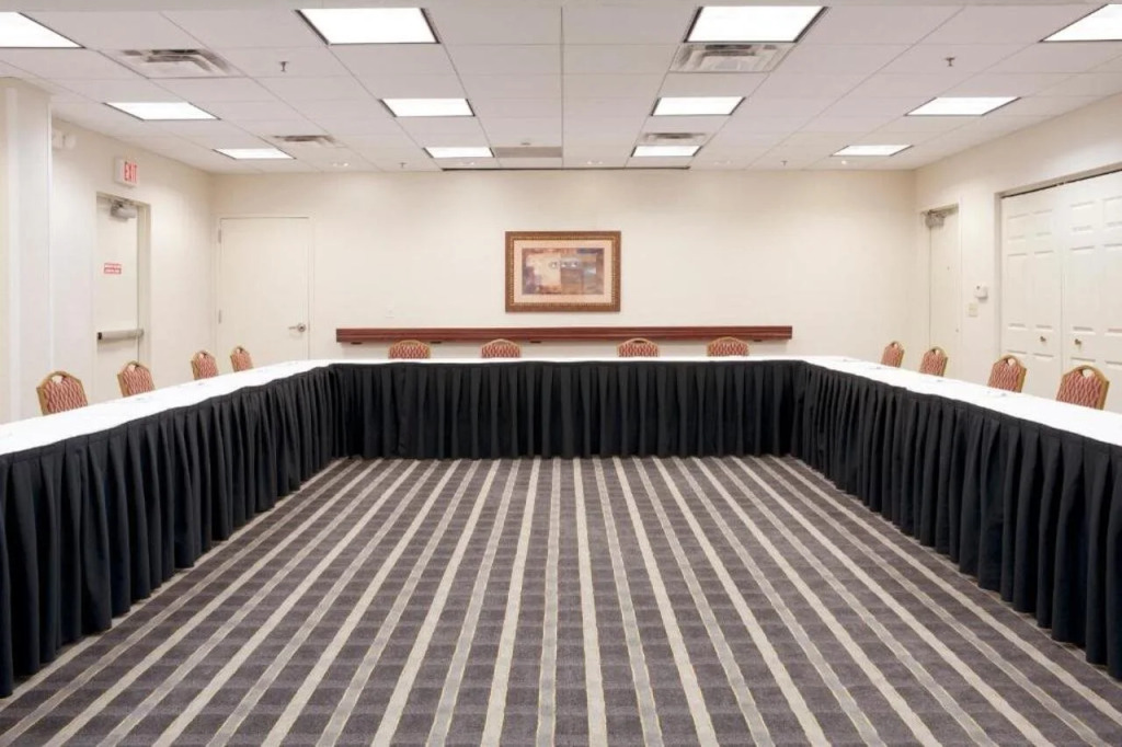 Hampton Inn & Suites Bloomington-Normal