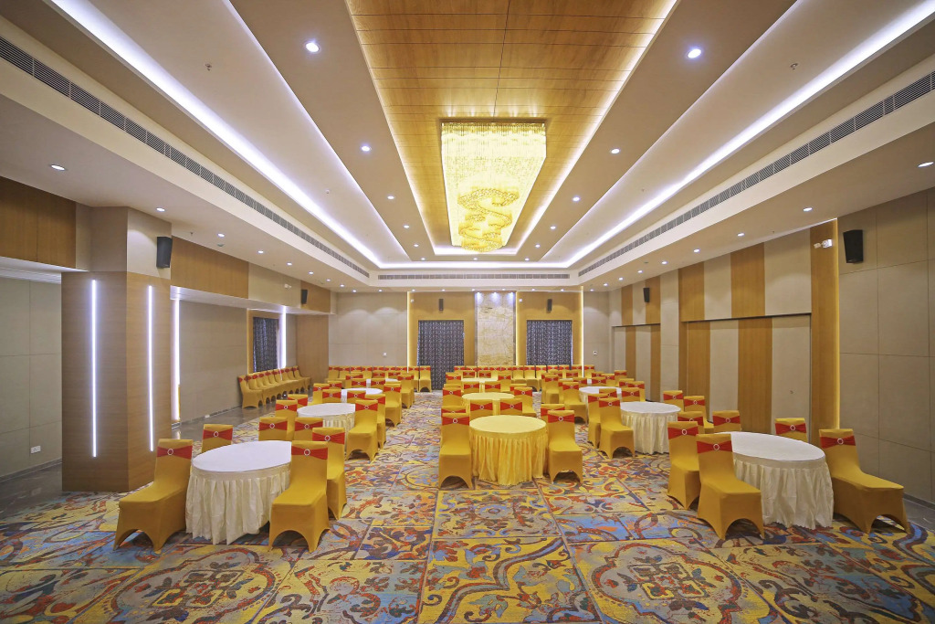 Comfort Inn Kaikaluru